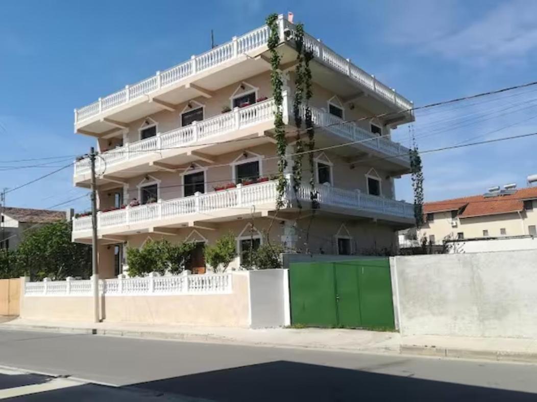 Vila Lika Дуррес Екстер'єр фото